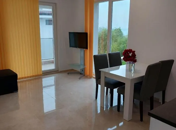 Sapphire Созопол